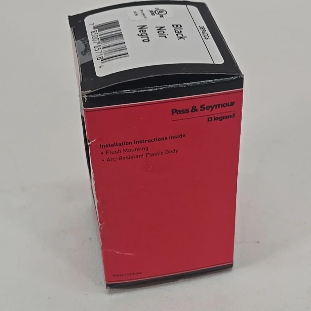 Legrand/Leviton 50-Amp Range Stove Outlet Flush Outlet 125v/250v‎